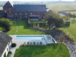 Charming Cottage in a Castle-farm in Ohey With Swimming Pond