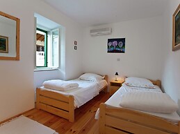 Charming Villa With Private Swimming Pool at Sumartin