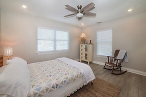 Anchorage Haus 3 Bedroom Home by RedAwning