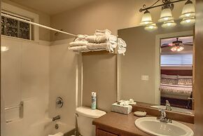 Annettes A And Waldrip 2 Bedroom Home by RedAwning