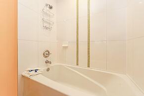 Ultimate Coastal Living With a Bay View