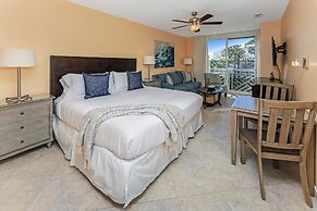 Ultimate Coastal Living With a Bay View