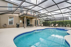 Posh and Roomy Home With Spa Near Disneyworld, CDC Standards #6st345