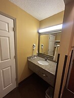 Shary Inn and Suites