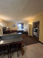 Shary Inn and Suites