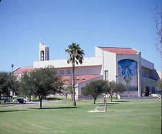 Shary Inn and Suites