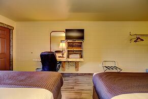 Holiday Motel & RV Park