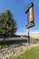 Holiday Motel & RV Park