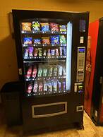 Holiday Motel & RV Park