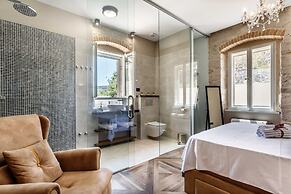 Saint Nicholas lighthouse