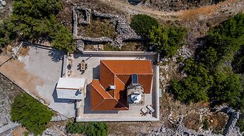 Saint Nicholas lighthouse