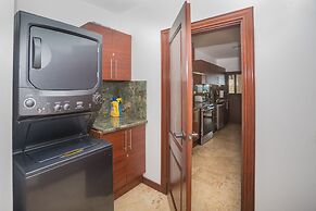 Pristine Bay 1108 4 Bedroom Home by RedAwning