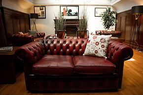 The Woodside Hotel, Aberdour. Exclusive Use