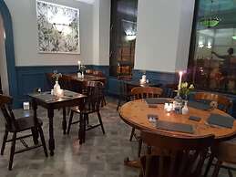 The Woodside Hotel, Aberdour. Exclusive Use