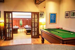 The Woodside Hotel, Aberdour. Exclusive Use