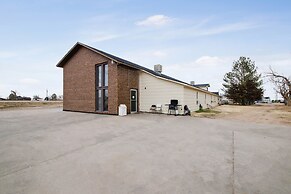 OYO Hotel Cheyenne Wells - US 40