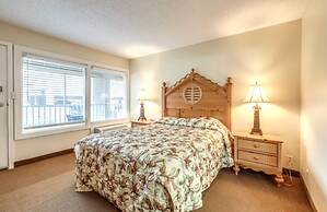 Destin Holiday Beach Resort