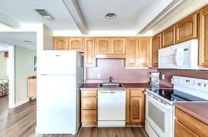 Destin Holiday Beach Resort