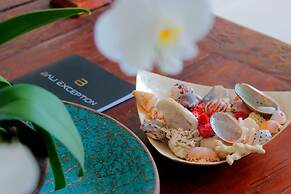 Elegant Private Villa, 3 BR, Seminyak With Staff