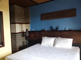 Villa Kania by WizZeLa