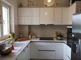 Apartment Blue Infinity 3 Lemi