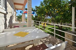 Laidback Apartments