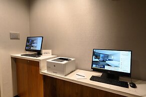 Courtyard by Marriott Charlotte Waverly