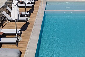 Eleven Boutique Suites