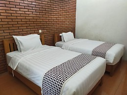 Omah Rohadi Syariah by Ndalem Beong