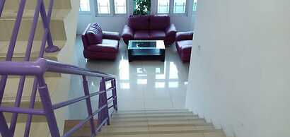 Hotel Ungu Pas Kangen Bekasi