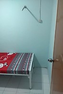 Eiffel Residence Tarakan - Female Only