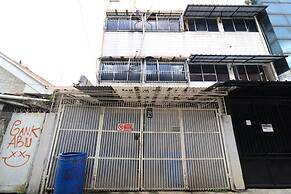 Eiffel Residence Batu Tulis 35A1 - Female Only