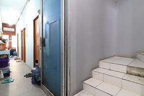 Eiffel Residence Batu Tulis 35A1 - Female Only