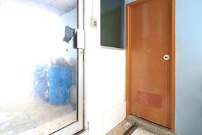 Eiffel Residence Batu Tulis 35A1 - Female Only