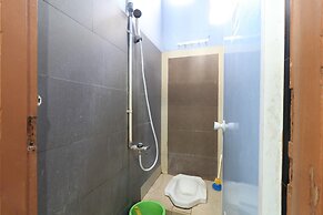 Eiffel Residence Batu Tulis 35A1 - Female Only