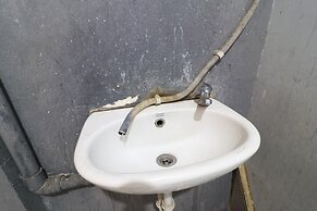 Eiffel Residence Batu Tulis 35A1 - Female Only