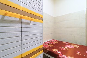 Eiffel Residence Batu Tulis 37 - Female Only