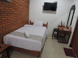 Dalem Sudarno Syariah by Ndalem Beong