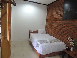 Dalem Sudarno Syariah by Ndalem Beong