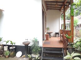 Dalem Sudarno Syariah by Ndalem Beong