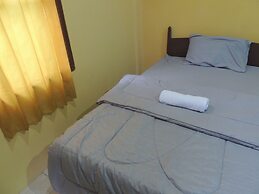 Penginapan Wardi Syariah Borobudur by Ndalem Beong