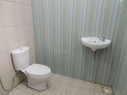 Penginapan Wardi Syariah Borobudur by Ndalem Beong