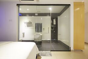 East Sun Hotel Sekinchan