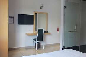 East Sun Hotel Sekinchan