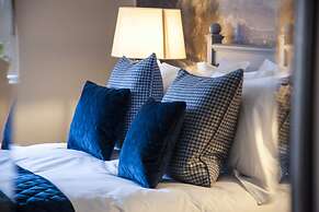 The Bell Alderminster