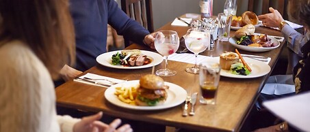 The Bell Alderminster