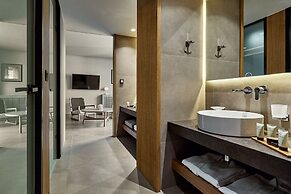 Castello Infinity Suites - Adults Only