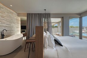 Castello Infinity Suites - Adults Only