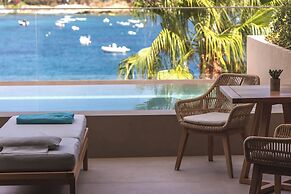 Castello Infinity Suites - Adults Only