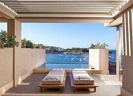 Castello Infinity Suites - Adults Only